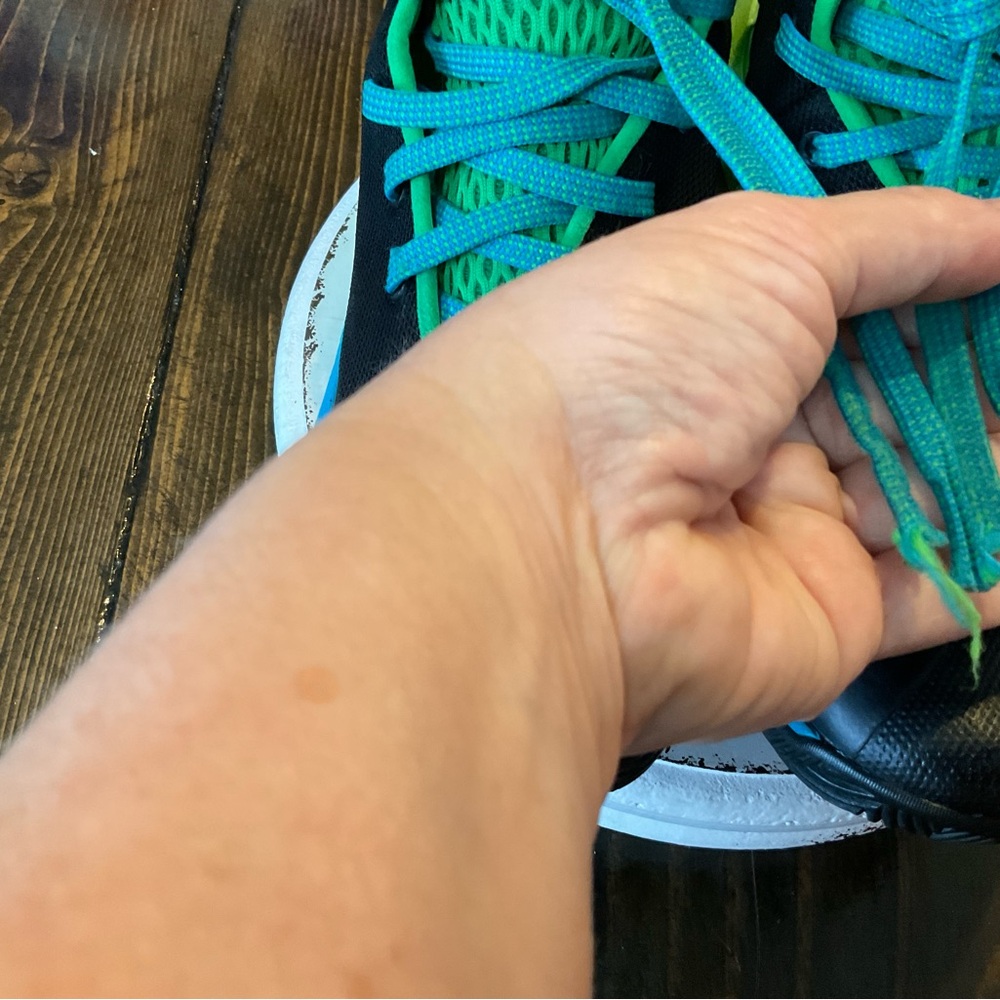 Under Armour Kids Sneakers - Black and Green great condition. - Picture 2 of 9